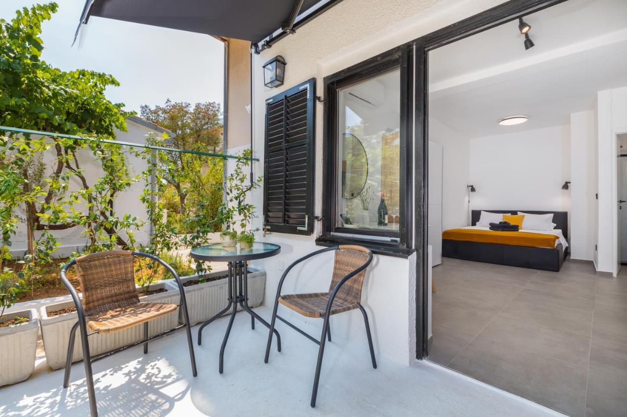 3 Minutes From The Beach: Lovely Studio Apartment 普拉 外观 照片