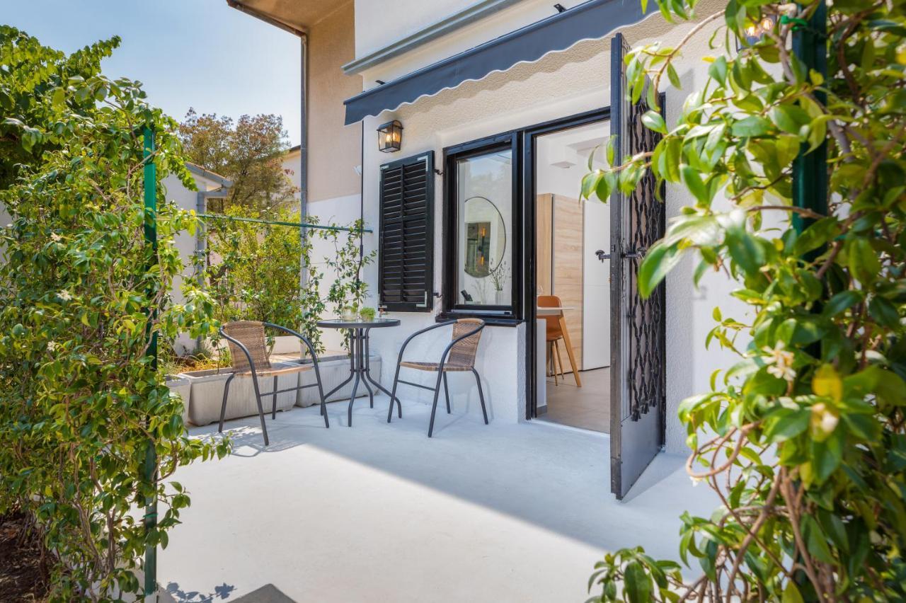 3 Minutes From The Beach: Lovely Studio Apartment 普拉 外观 照片